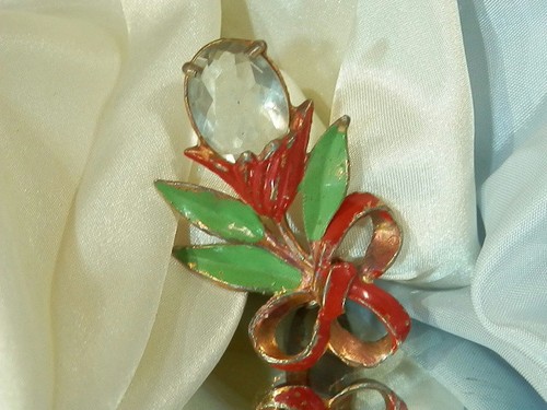 Cool Vintage 40's Enamel Flower Crystal Dress Clip
