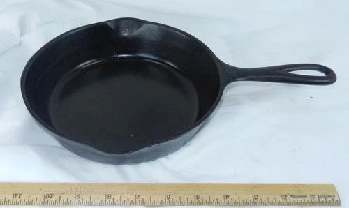Vintage Wagner Ware Sidney -0- Cast Iron Skillet # 5 Pan 1055 Kitchenware !