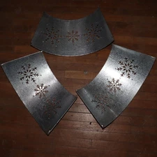 Glitzhome Tree Collar with Light String Snowflake Cutout Metal 26" GH2004600004