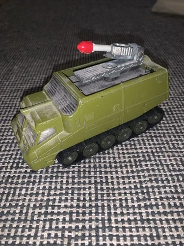Vintage Dinky Toys 353 SHADO 2 Mobile - UFO Gerry Anderson - Green Die-cast