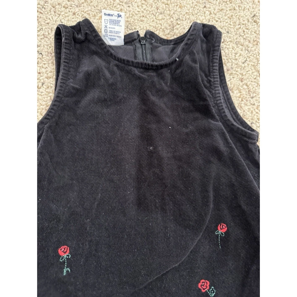 Vintage OshKosh B'Gosh Girls Size 5 Black Velour Jumper with Red Flowers - Image 3 of 4