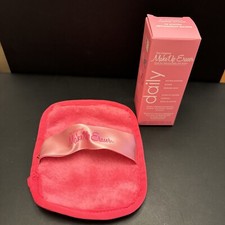 The Original Makeup Eraser Reusable Makeup Towel Mini 5in x 4in New Authentic