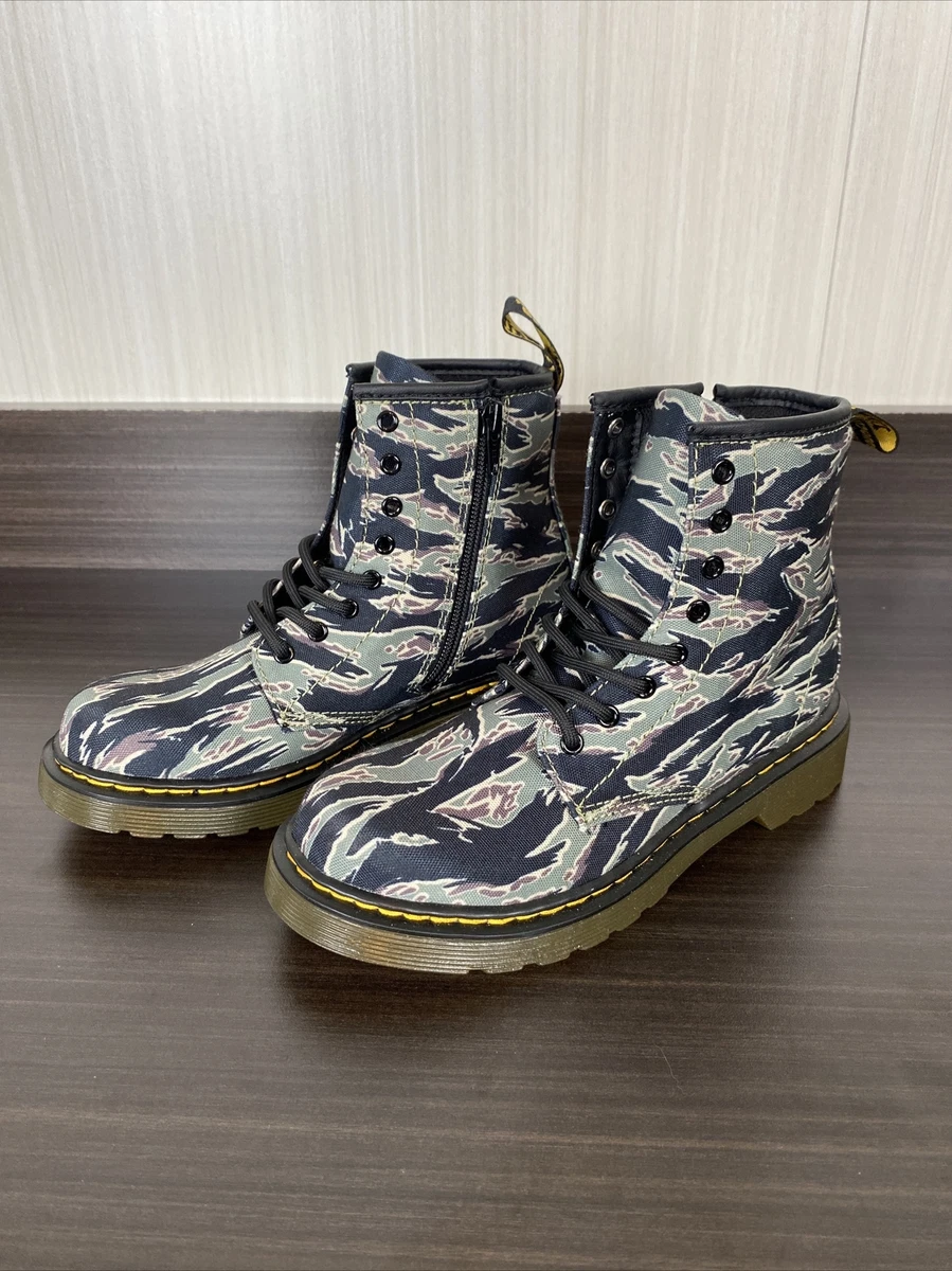 Dr martens cheap 1460 camo