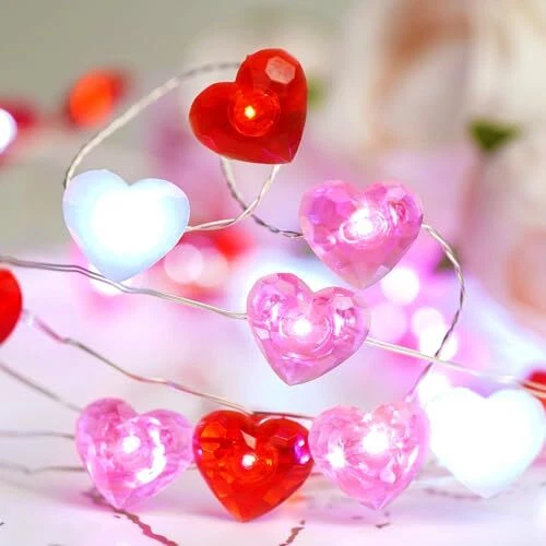 Valentine 2024 string lights