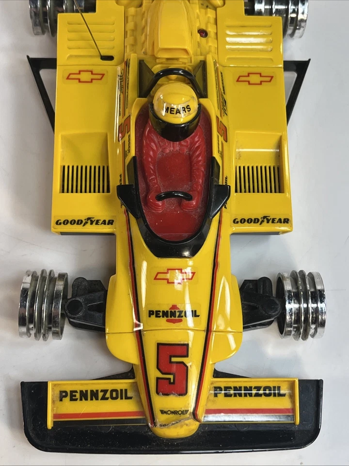 Vintage 1988 Tyco Pennzoil Indycar RC Tested - Working Just Needs New Tires - Image 4 of 4