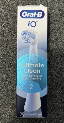 2 Pack Oral-B iO Ultimate Clean Replacement Toothbrush Heads WHITE Box Damaged