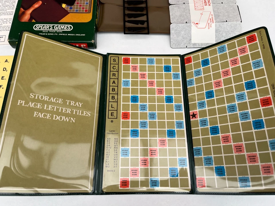 **NEW IN BOX** POCKET SCRABBLE TRAVEL Magnetic Tiles Spears Games Vintage 1981 - Image 4 of 4