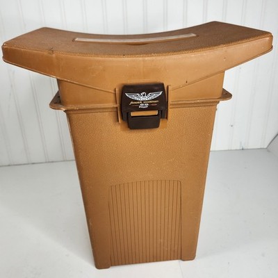 Vintage Fenwick Woodstream 9050 Sport Seat Tacklebox Tackle Cooler Bait Box