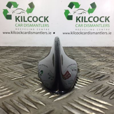 BMW 5 Serie E60 Shark Fin Dach Antenne 6957345 Schwarz Sapph 475