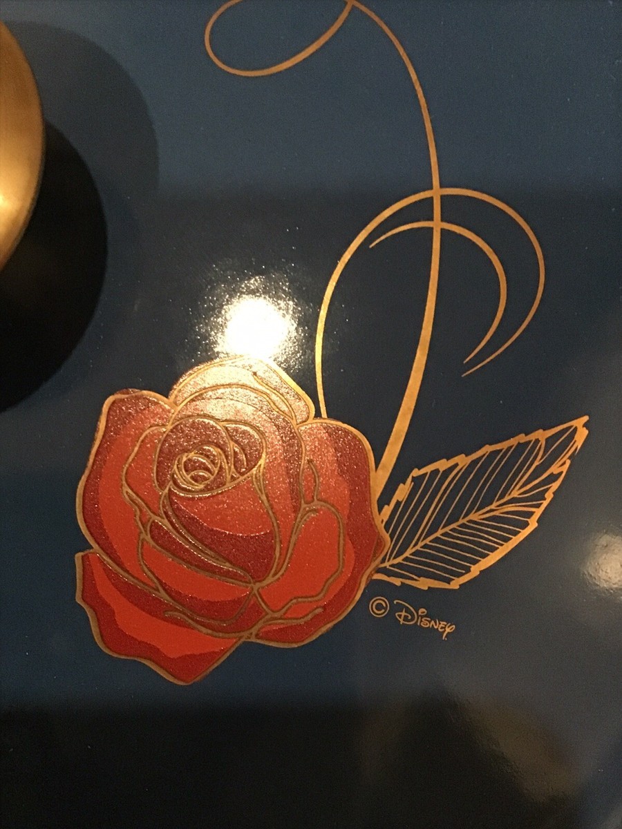 Le Creuset Beauty And The Beast Disney Cast Iron Soup Pot New In