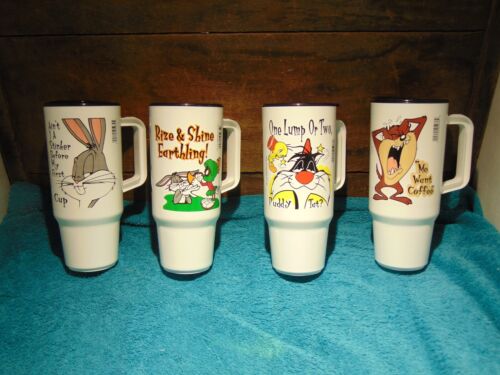 4 VTG Warner Brothers Plastic Travel Coffee Club Mugs 1998 STORAGE LOCKER FIND - Picture 2 of 8