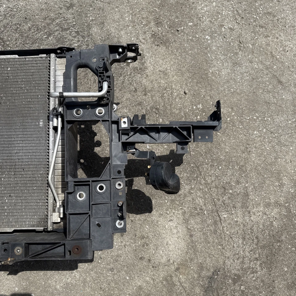 🔶08-15 CONJUNTO SOPORTE RADIADOR DELANTERO INFINITI G25 G35 G37 Q40 SOLO SEDÁN FABRICANTE DE EQUIPOS ORIGINALES Foto 4 de 4