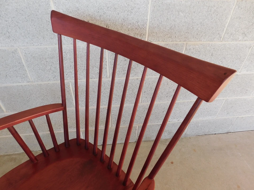 Sillón estilo Windsor Ethan Allen Country Colors acabado 14-6410 669 arándano Foto 4 de 4