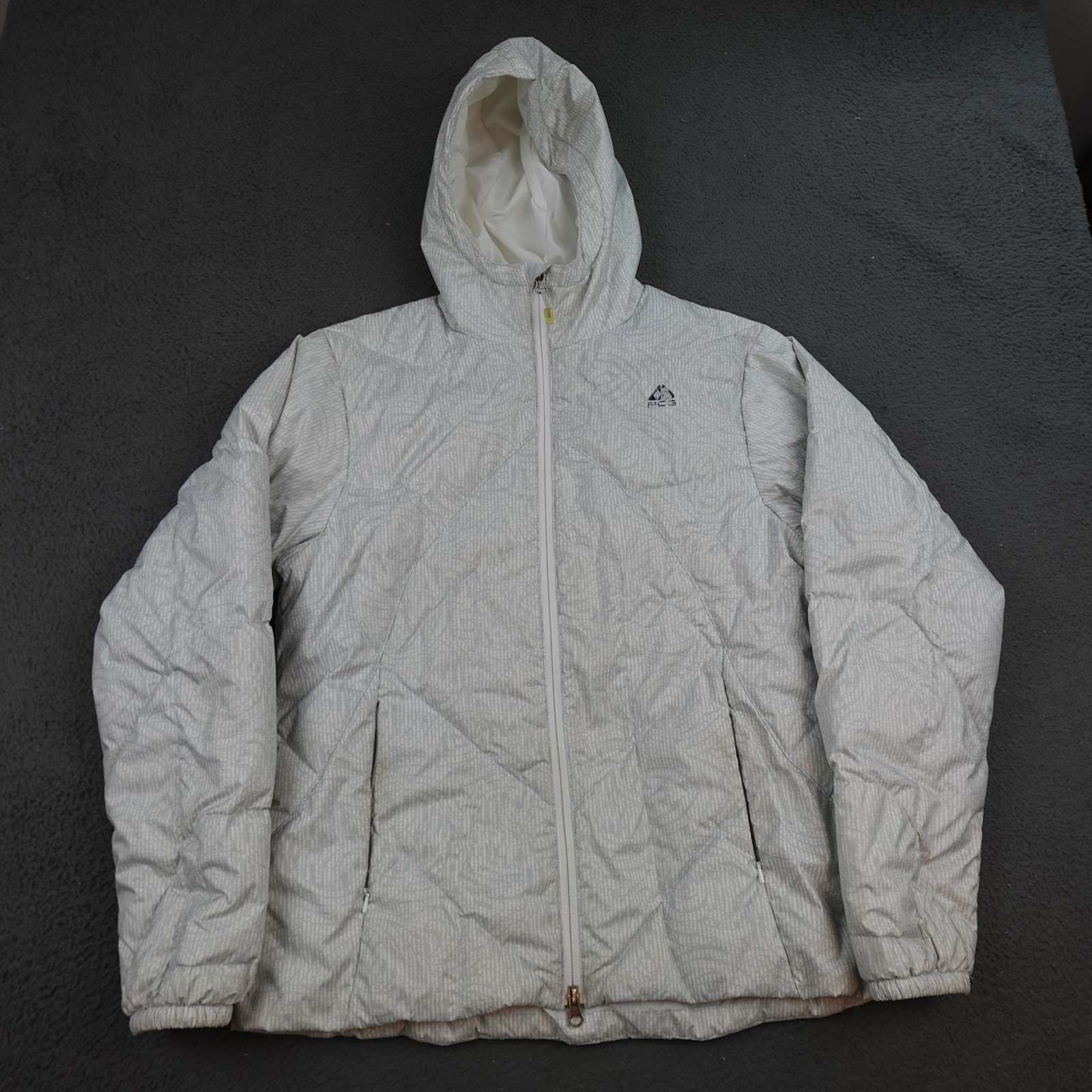 SACAI X NIKE Nike ACG giacca donna grande grigia con cappuccio zip intera piumino d'oca capospalla