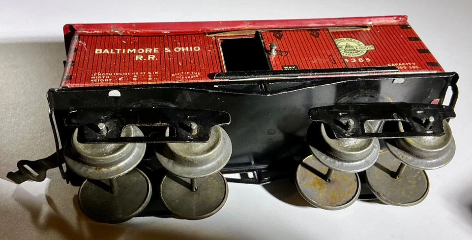 Ives 64385 Baltimore and Ohio boxcar made between 1918-25, prewar o gauge Red - Image 4 of 4