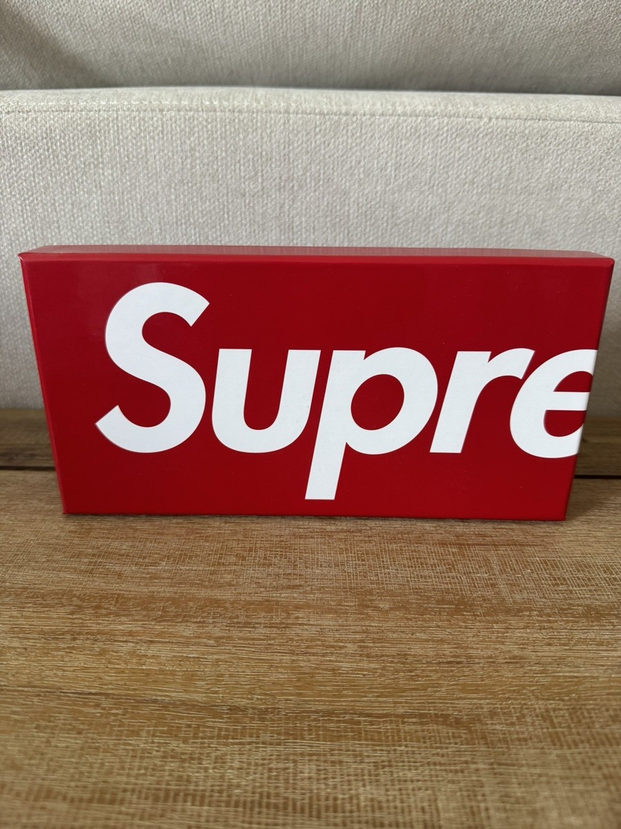 Supreme Montana Mini Spray Cans Set of 6 | eBay