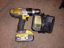 Dewalt DCD980 1/2 20V Max Cordless Drill/Driv...