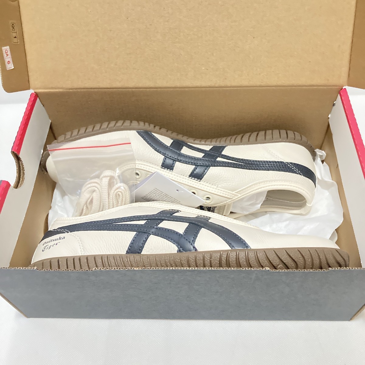 Onitsuka Tiger TSUNAHIKI SLIP-ON 1183C529 200 BIRCH INDIGO NAVY