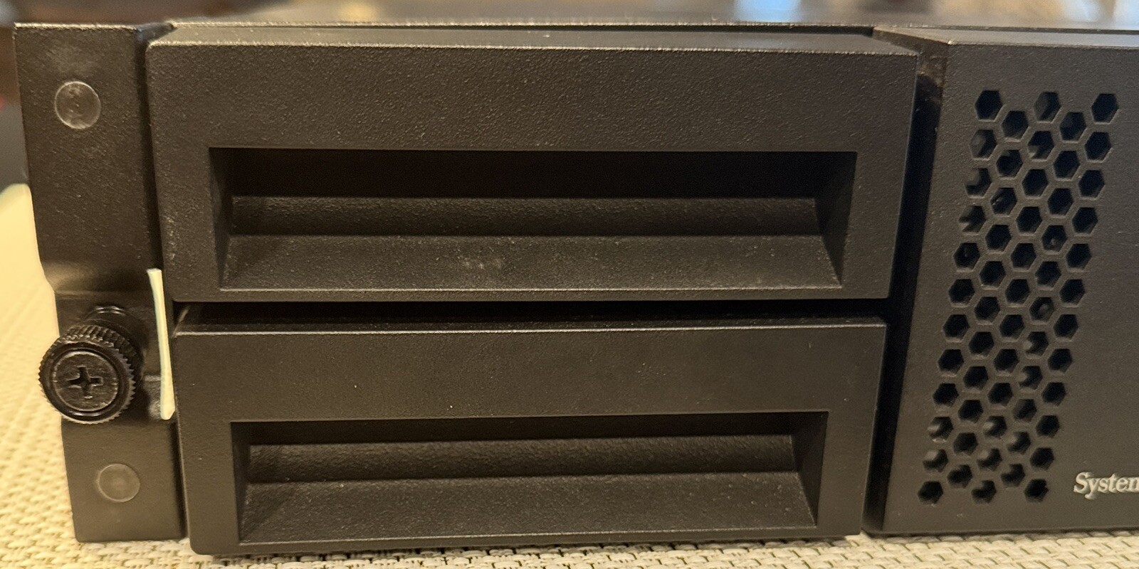 IBM 3573-L2U TS3100 Tape Library W/ 1 LTO-5 HH