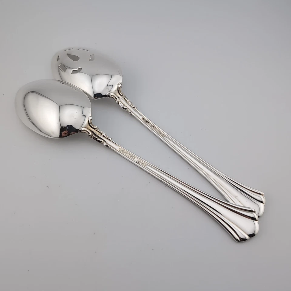 Reed & Barton 18th Eighteenth Century Serving Spoon Set - 8 5/8" Foto 2 de 3