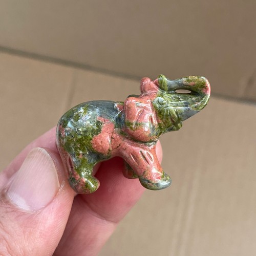 2 piece Natural green stone carving elephant Christmas gift - Picture 8 of 11