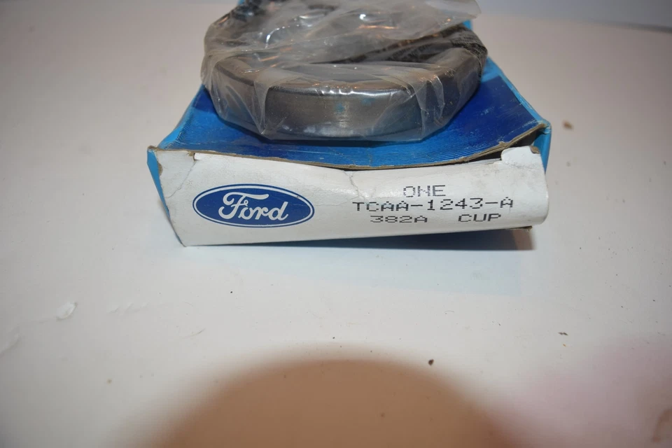 Taza de rodamiento Ford TCAA-1243-A - C100 NUEVO DE STOCK Foto 2 de 2