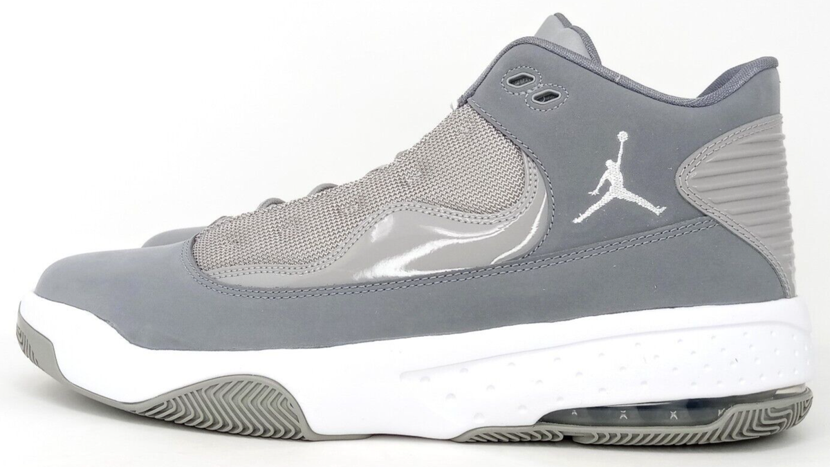 jordan max aura 2 size 15