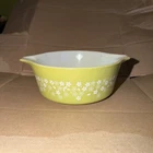 Pyrex 475B Vintage Crazy Daisy Spring Blossom Green Casserole Dish 2.5Qt No Lid