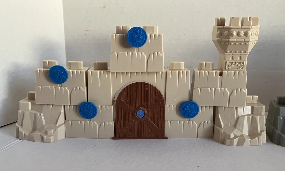 Crossbows & Catapults Castle Battle Game Goliath & Restoration Games Complete - Image 4 of 4