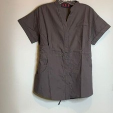 NWT Beverly Hills Uniforms Scrubs Top Small S