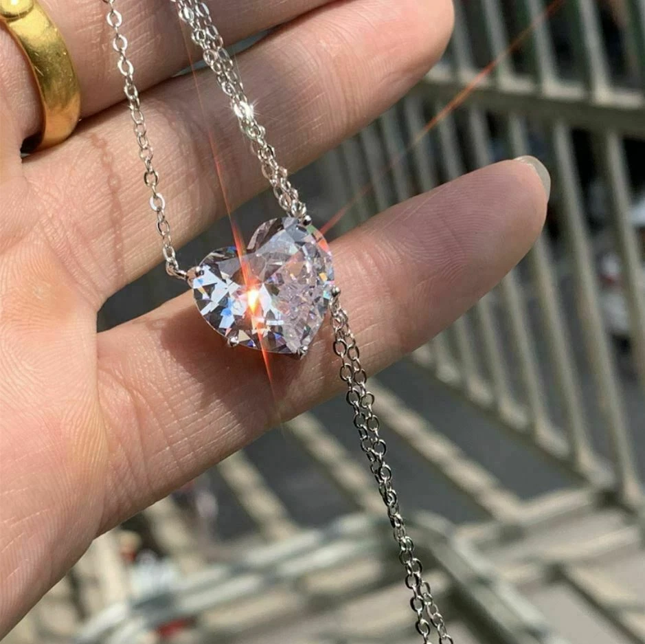 Best chain for 2024 diamond solitaire pendant
