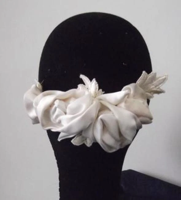 CREMA BEIGE ROSAS PEINE DE PELO NUPCIAL, ACCESORIOS NUPCIALES, NUEVO, HECHO EN AUSTRALIANA Foto 2 de 3