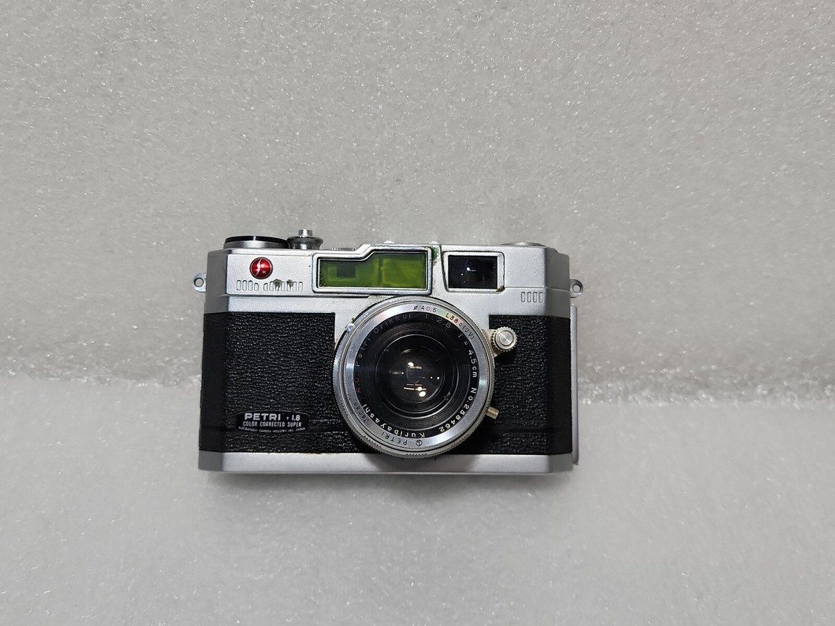Petri Carperu 35mm Rangefinder Film Camera with Petri Orikkor 45mm