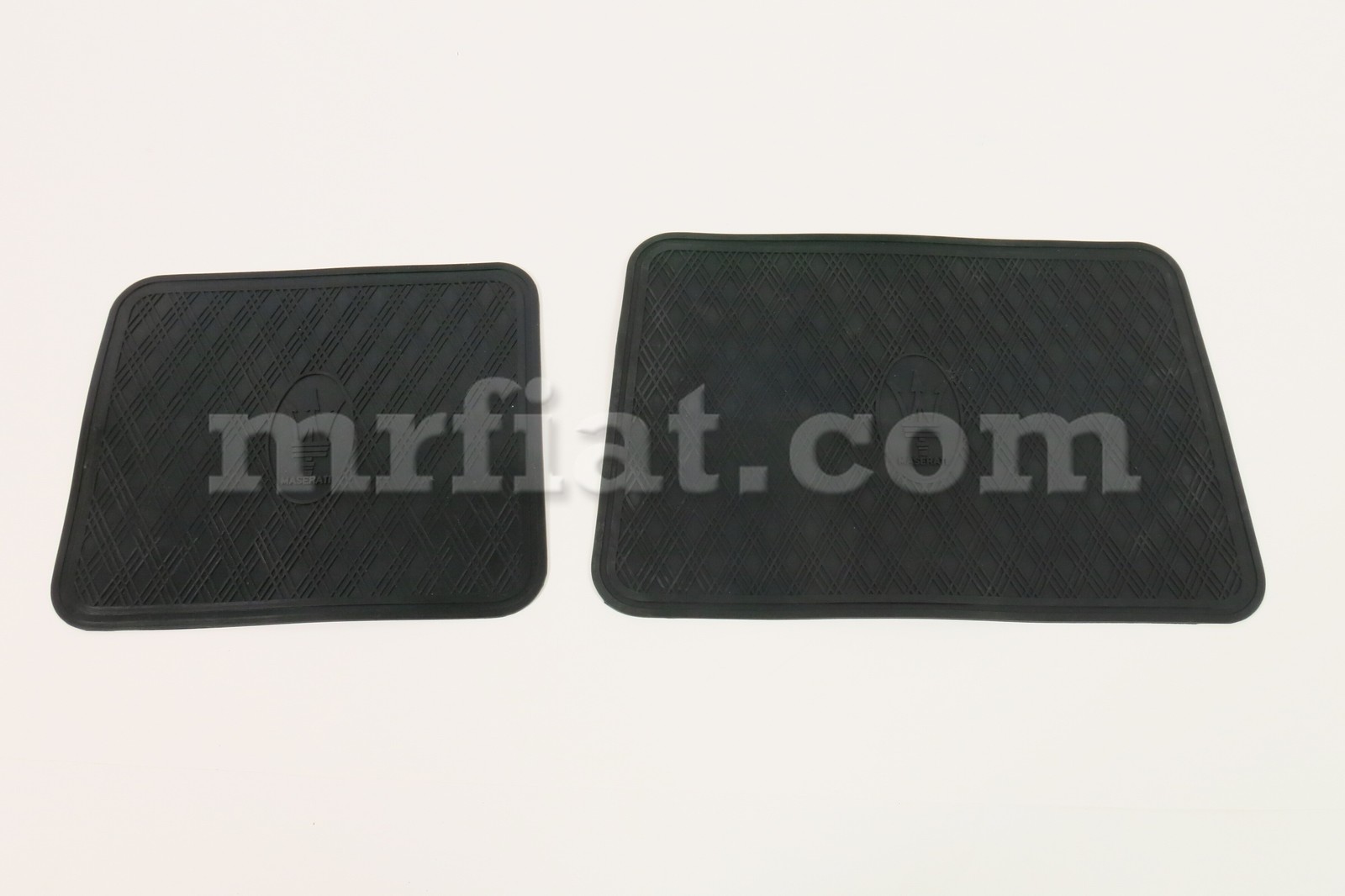 Maserati MIstral Coupè Complete Rubber Mat Set New