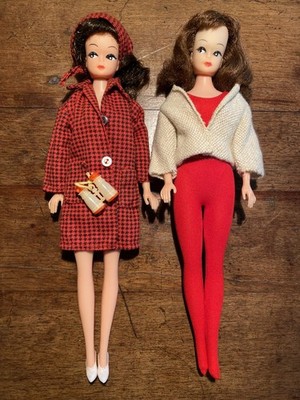 2x Petra Plasty Modepuppe Vintage 60-er oder 70-er? Barbie Klon, nicht markiert!