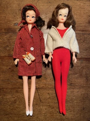 2x Petra Plasty Modepuppe Vintage 60-er oder 70-er? Barbie Klon, nicht markiert! - Bild 1 von 4