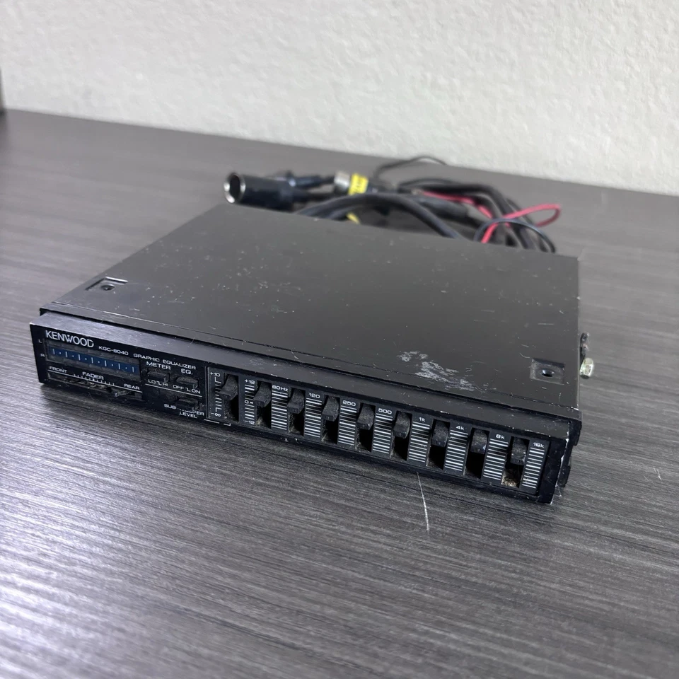 Ecualizador gráfico vintage Kenwood KGC-6040 Old School - Funciona Foto 3 de 4