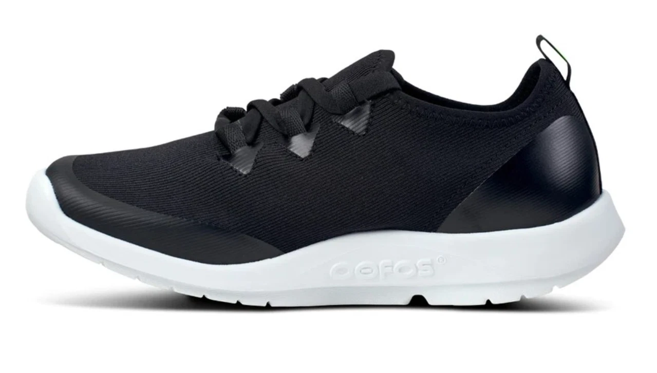 OOFOS OOMG Sport LS Low Shoe Women's Black White Flexible Recovery Size 11 NEW
