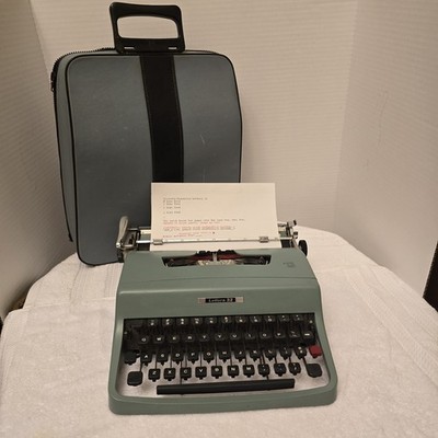 Olivetti Lettera 32 Underwood Portable Typewriter Case & Manual Tech Tested Pica