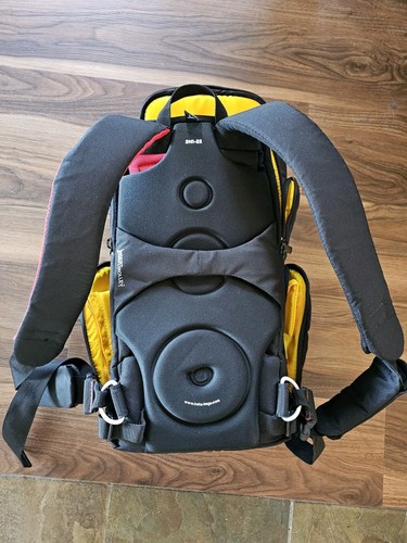 Kata 3N1-20 Camera Bag Sling Backpack DSLR Black Red Yellow EUC - Picture 11 of 13