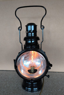 Industrial Style Railroad Signal Lantern/Lamp Great Condition