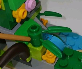 LEGO Disney: Moana's Ocean Voyage (41150) ONLY WHAT IS PICTURED- NO BOX-READ