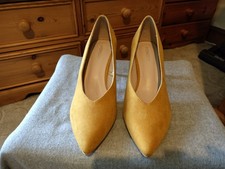 Mustard Suede Medium Heel size 40 UK 7 Court Shoe from Monsoon.