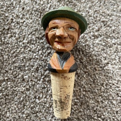 Vintage Weinflaschenverschluss mit geschnitzter Frauenbüste