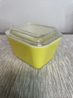 Vintage Pyrex Yellow Refrigerator Dish 501B 1-1/2 Cup with Lid
