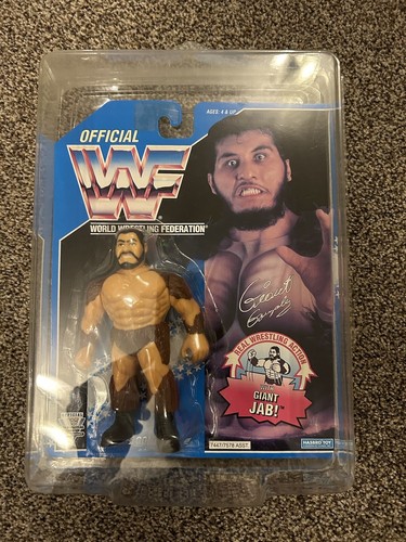 WWF HASBRO  GIANT GONZALEZ Vintage Figure  MOC 90s...