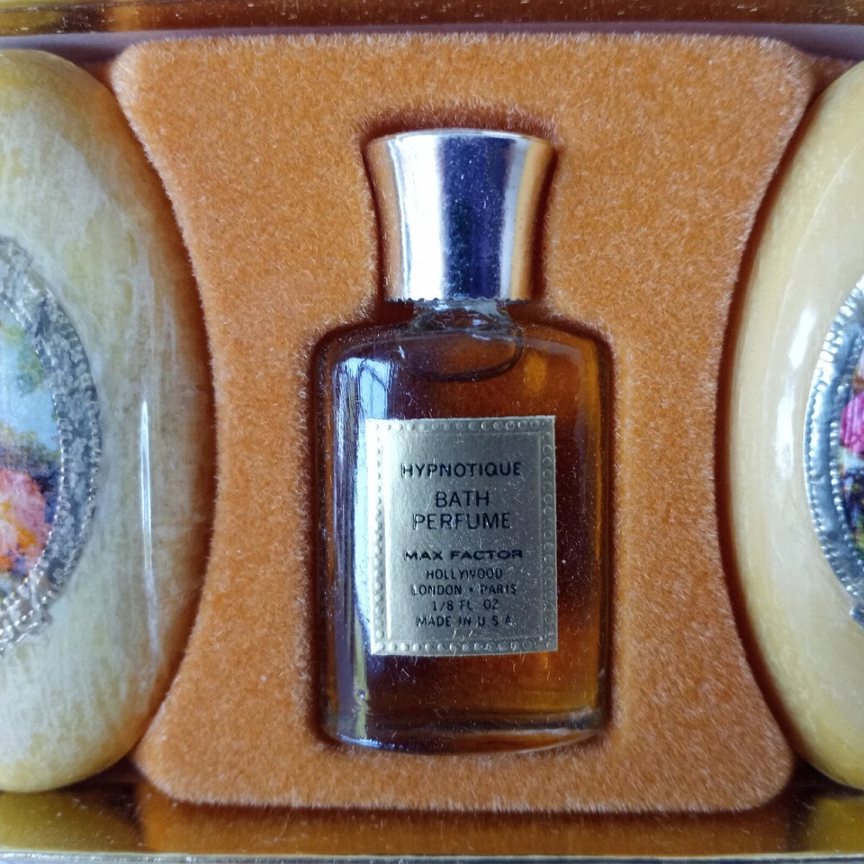 Juego de gala de baño de fragancia hipnótica Max Factor de colección Foto 4 de 4
