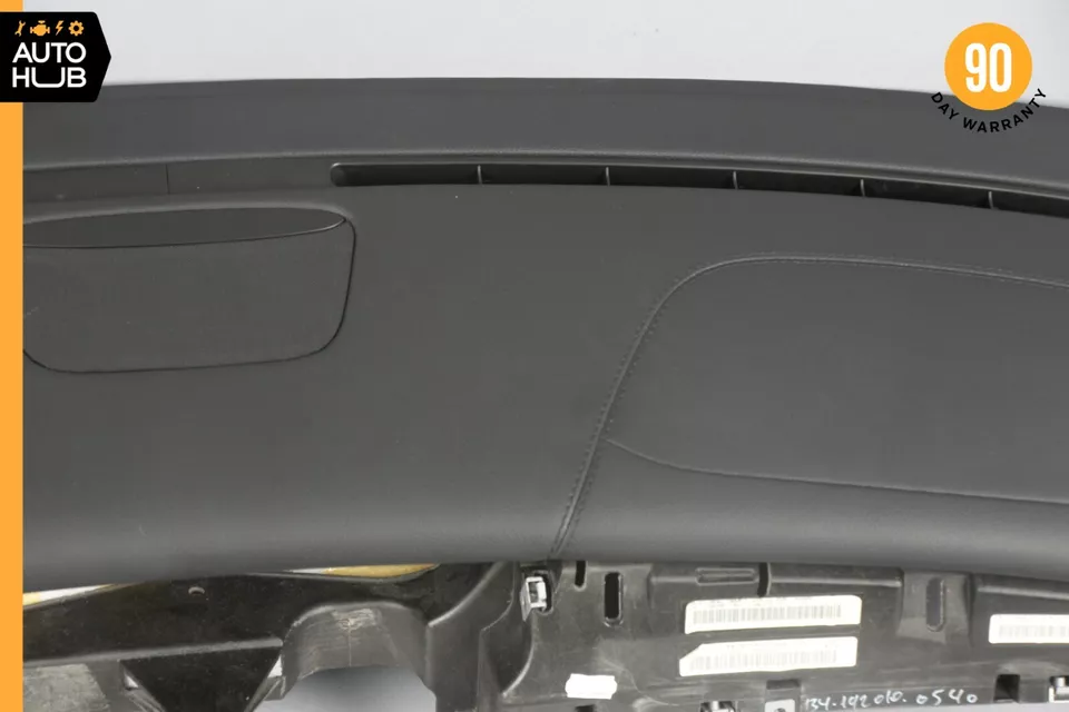 06-11 Mercedes W219 CLS55 CLS550 tablero de instrumentos negro 2198601002 OEM 74k Foto 4 de 4