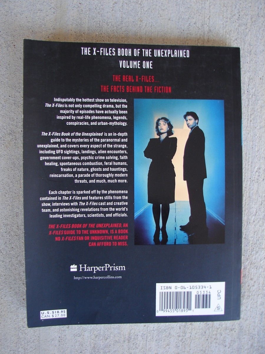 The X-Files Hard and Soft cover 7 book lot Official guide vol 1, 2