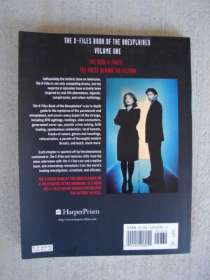 The X-Files Hard and Soft cover 7 book lot Official guide vol 1, 2